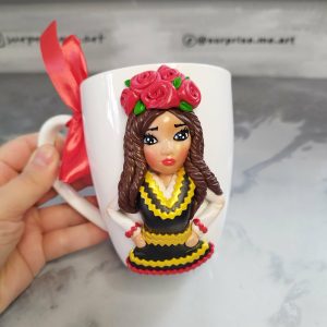 Чаша с полимерна глина - Момиче с народна носия